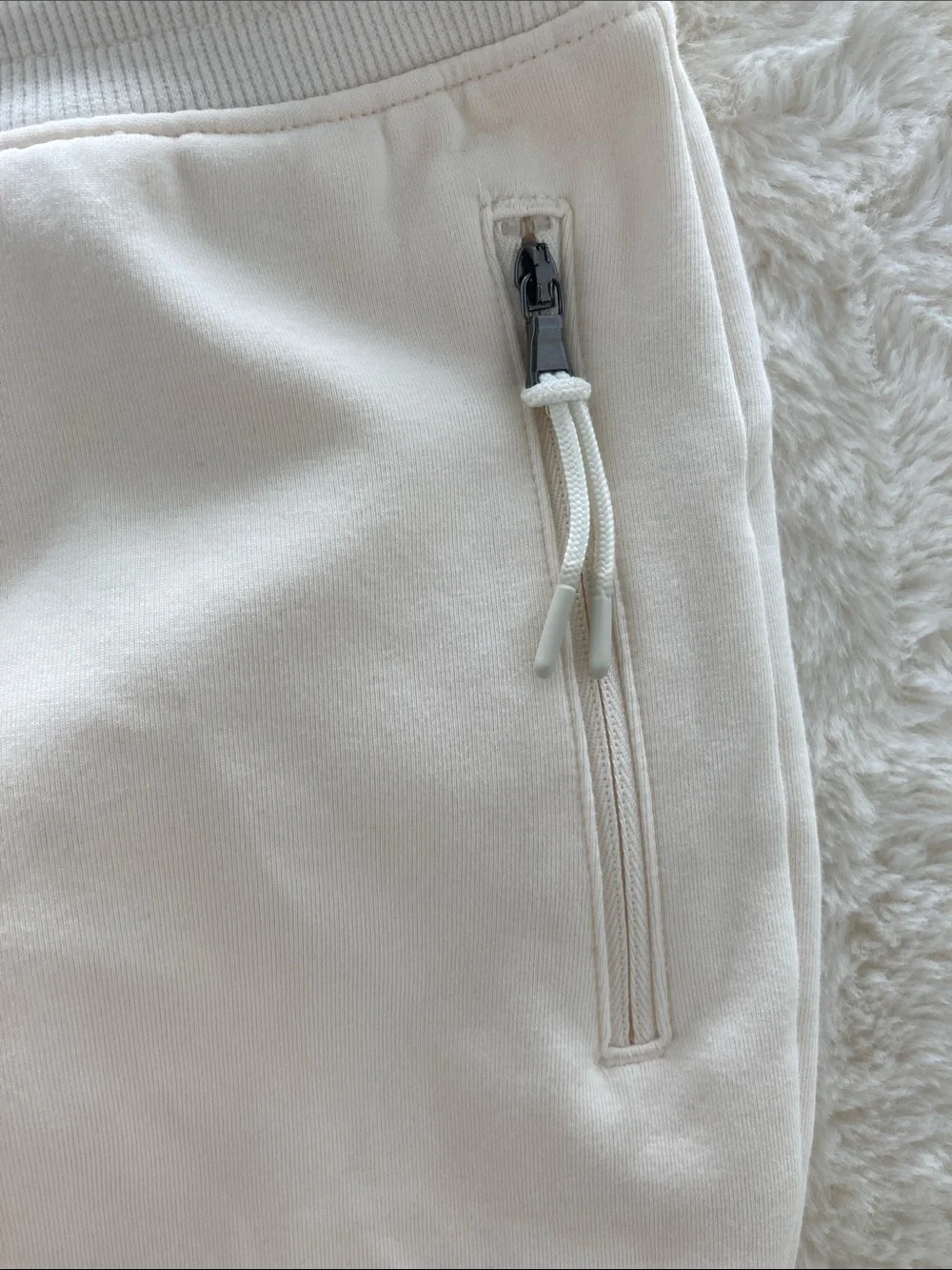 SALE! Old Navy Girls Cream Drawstring Jogger Sweatpants w/ Zip Pockets L 10-12